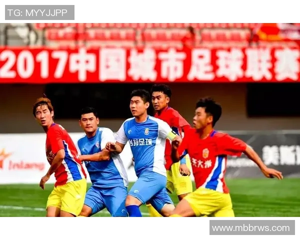 深圳足球队的力量变革引发热议助力城市足球崛起与发展新篇章